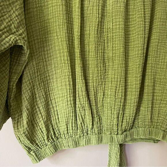 Easel Gauzy Top S Green Boho Dolman Half Sleeve Tie Front Button Collar - Picture 8 of 8